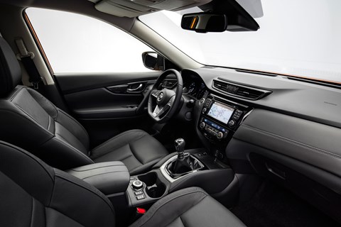 Nissan X-Trail 2017 interior
