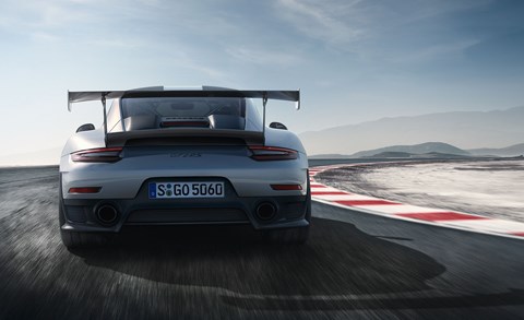 Huge rear wing on new 991.2 GT2 RS