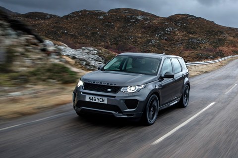 Land Rover Discovery Sport Si4 290 front tracking