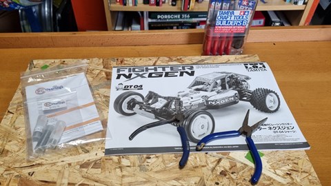Tamiya DT-04 Fighter Nxgen tools and manual