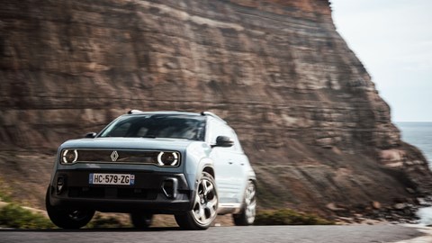 Renault 4 front cornering