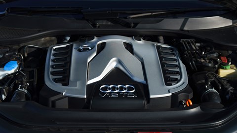 Audi Q7 V12 TDI engine