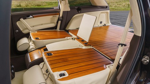 Audi Q7 V12 TDI Coastline interior