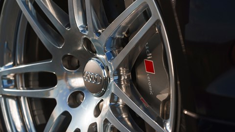 Audi Q7 V12 TDI ceramic brakes