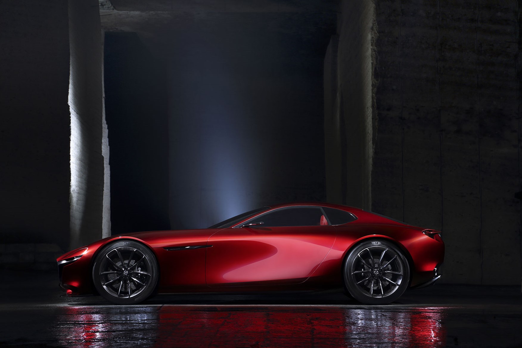 Mazda RX-Vision concept car spins in to the 2015 Tokyo motor