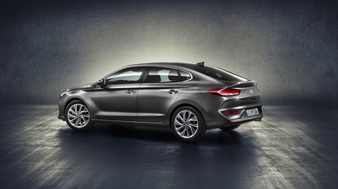 Hyundai i30 Fastback: here in early 2018