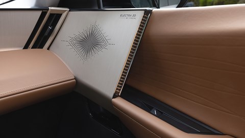 DS No.8 review | CAR online UK