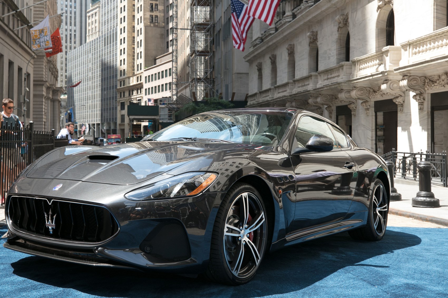 MASERATI GRANTURISMO 2018 jogo online no