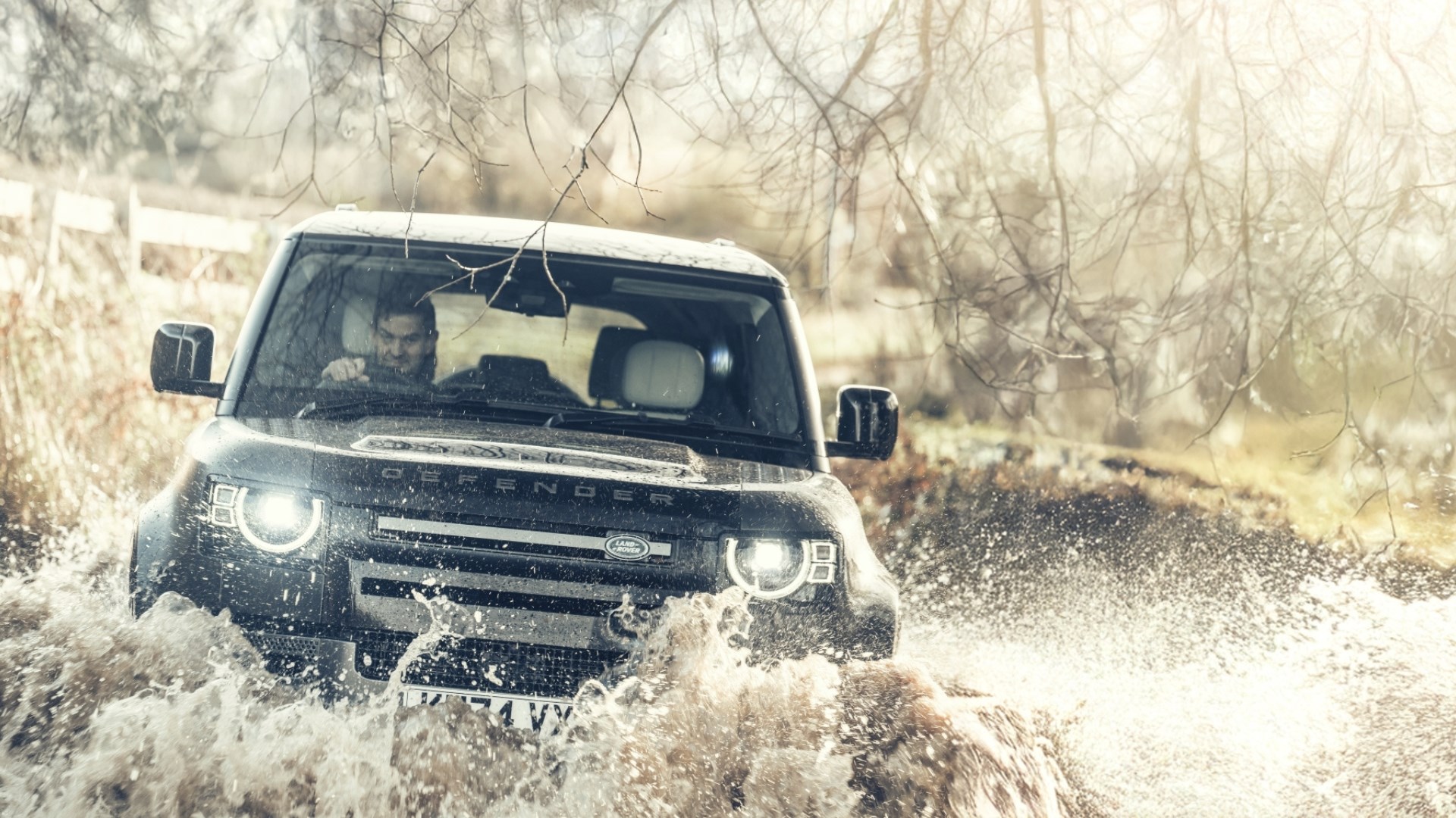 Сравнение Land Rover Defender и Toyota Land Cruiser: выбор идеального внедорожника