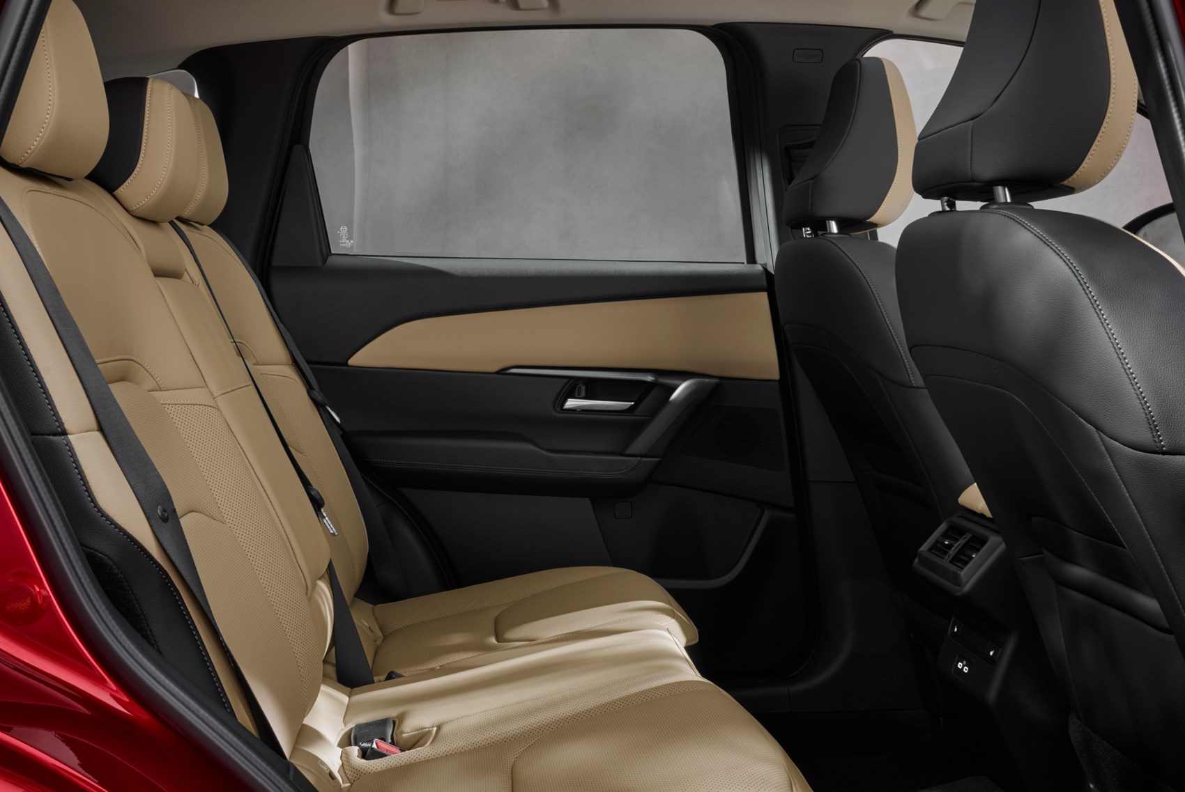 Новый Mazda CX-5 2025: обновленный семейный SUV с уникальными технологиями