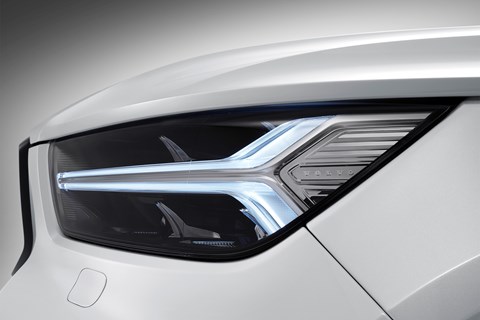 Distinctive headlights on the Volvo XC40