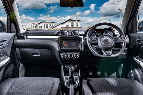 Suzuki Swift interior 2017