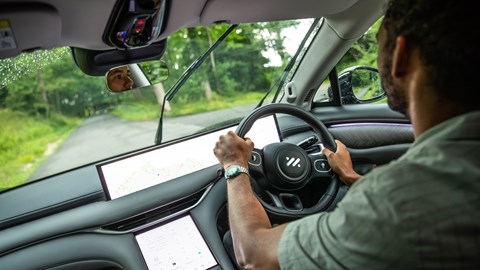 MG IM6: Curtis driving