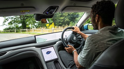 MG IM5 driving Curtis