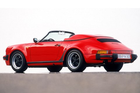 Porsche 911 Speedster red