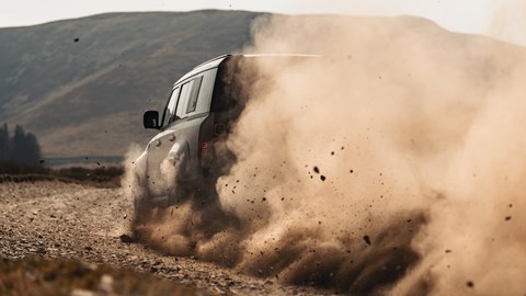 Octa Defender vs Ariel Nomad