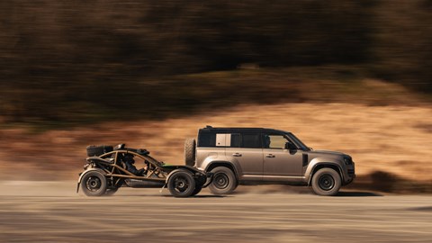 Octa Defender vs Ariel Nomad