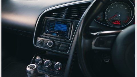 Driving the classics: Audi R8 4.2 V8 FSI (2007-2012)