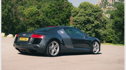 Driving the classics: Audi R8 4.2 V8 FSI (2007-2012)
