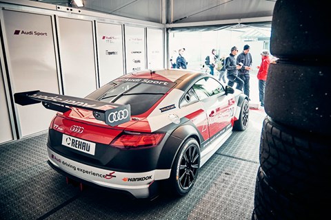 Audi Sport TT Cup pit
