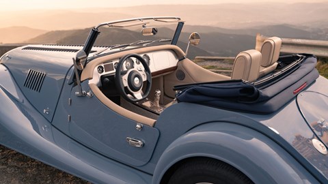 Morgan Plus Four review - interior
