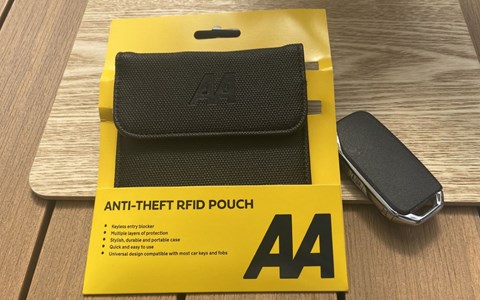 AA Faraday RFID Pouch