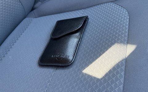 Ironstripe Faraday Pouch