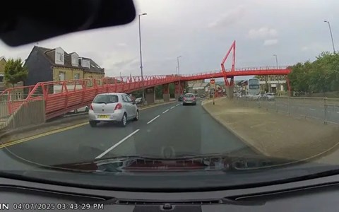 Garmin Mini 2 recording the road