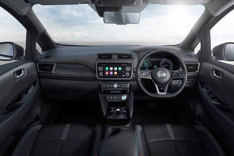 Nissan Leaf 2018 interior