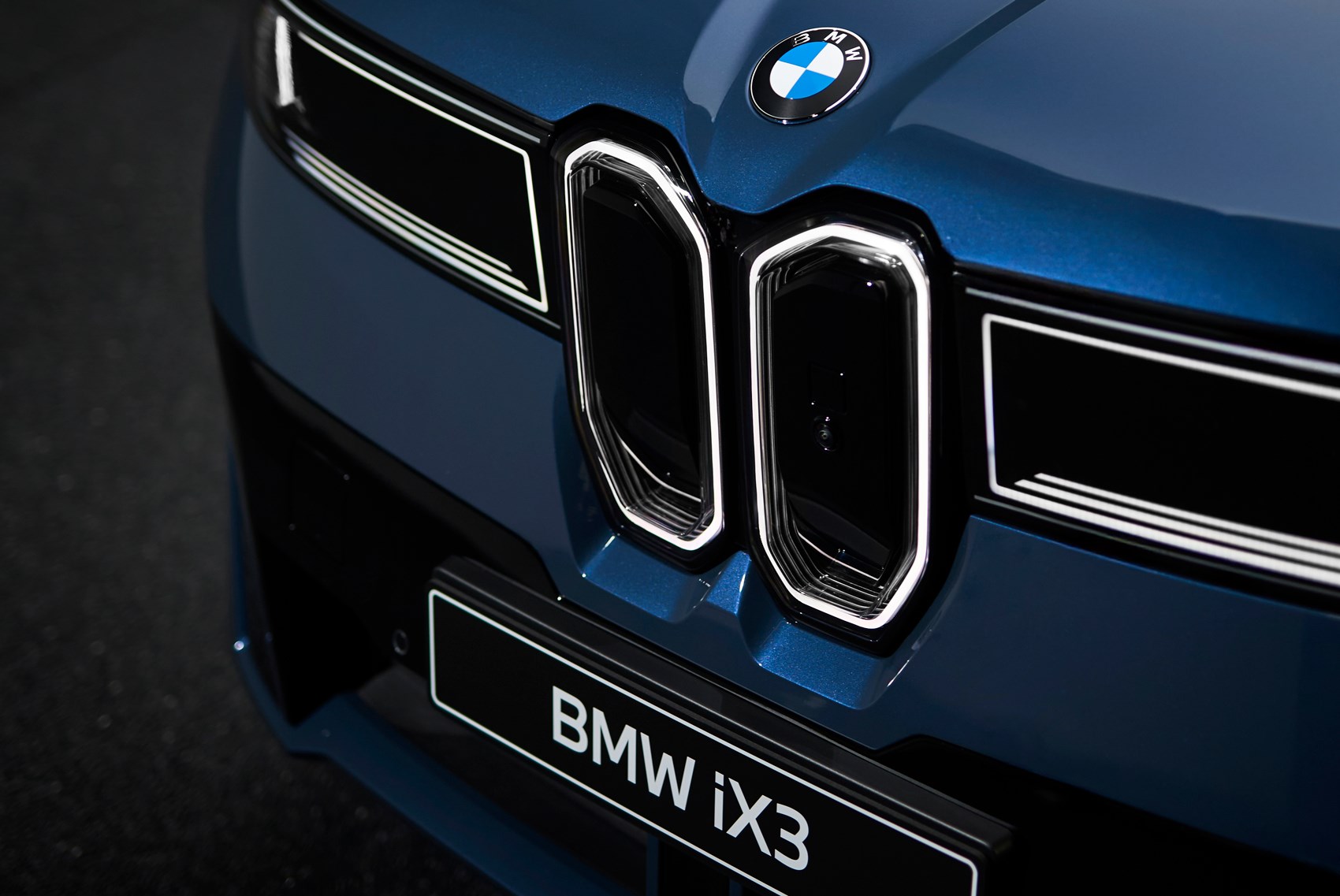 BMW iX3 Neue Klasse электрос SUV с невероятным запасом хода