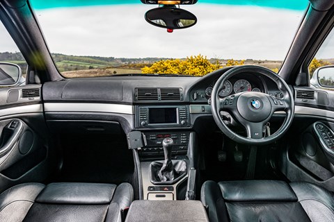 BMW M5 E39 interior