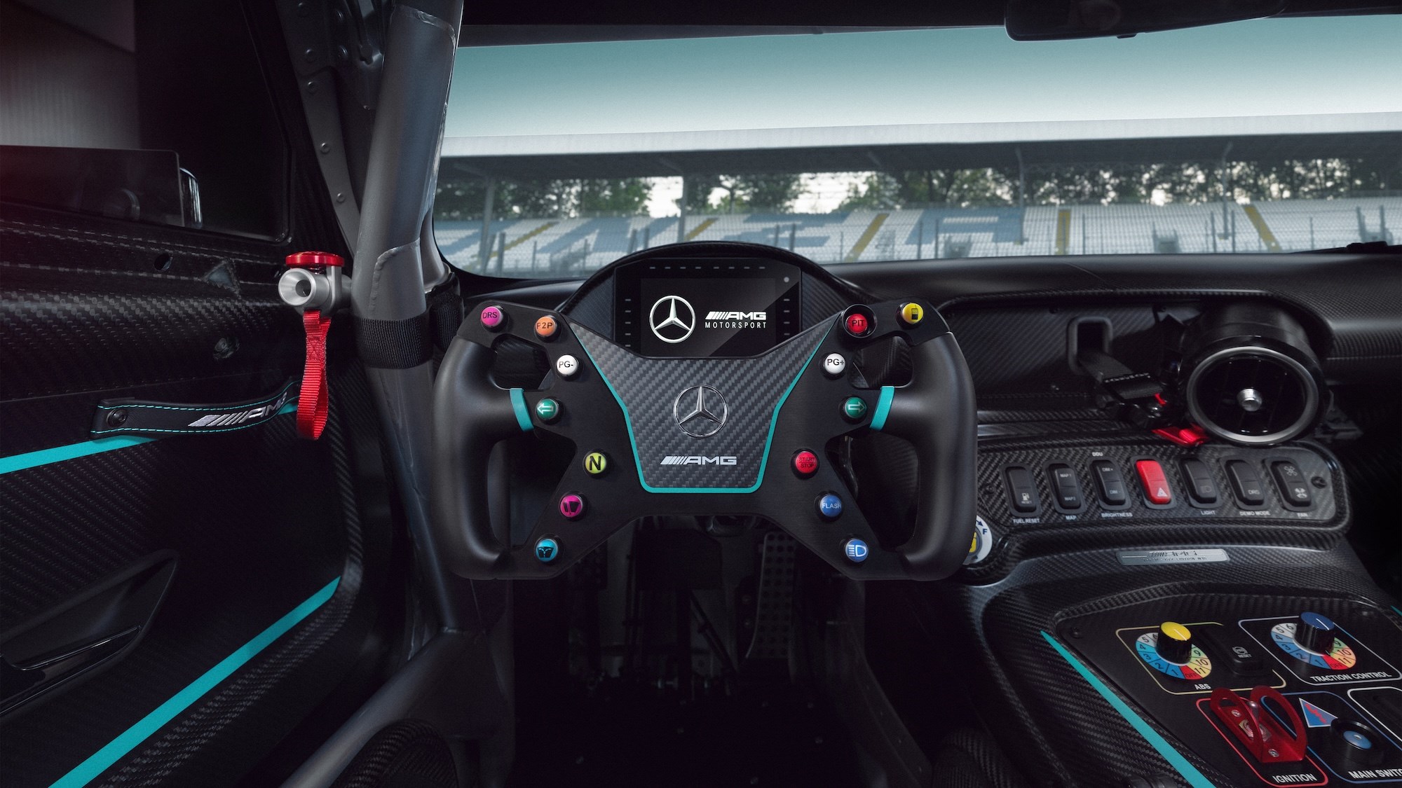 Новый Mercedes-AMG GT2 с мотором F1 и 819 л.с.
