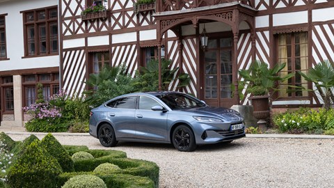 BYD Seal 6 DM-i saloon (2025) review: front three quarter static, blue paint