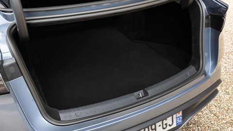 BYD Seal 6 DM-i saloon (2025) review: boot space, black carpet