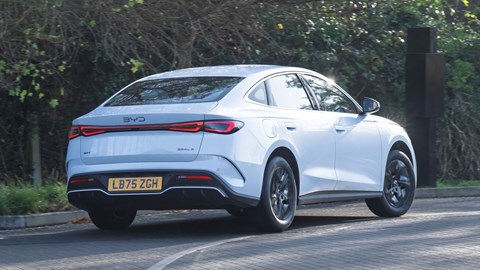 BYD Seal 6 saloon rear cornering