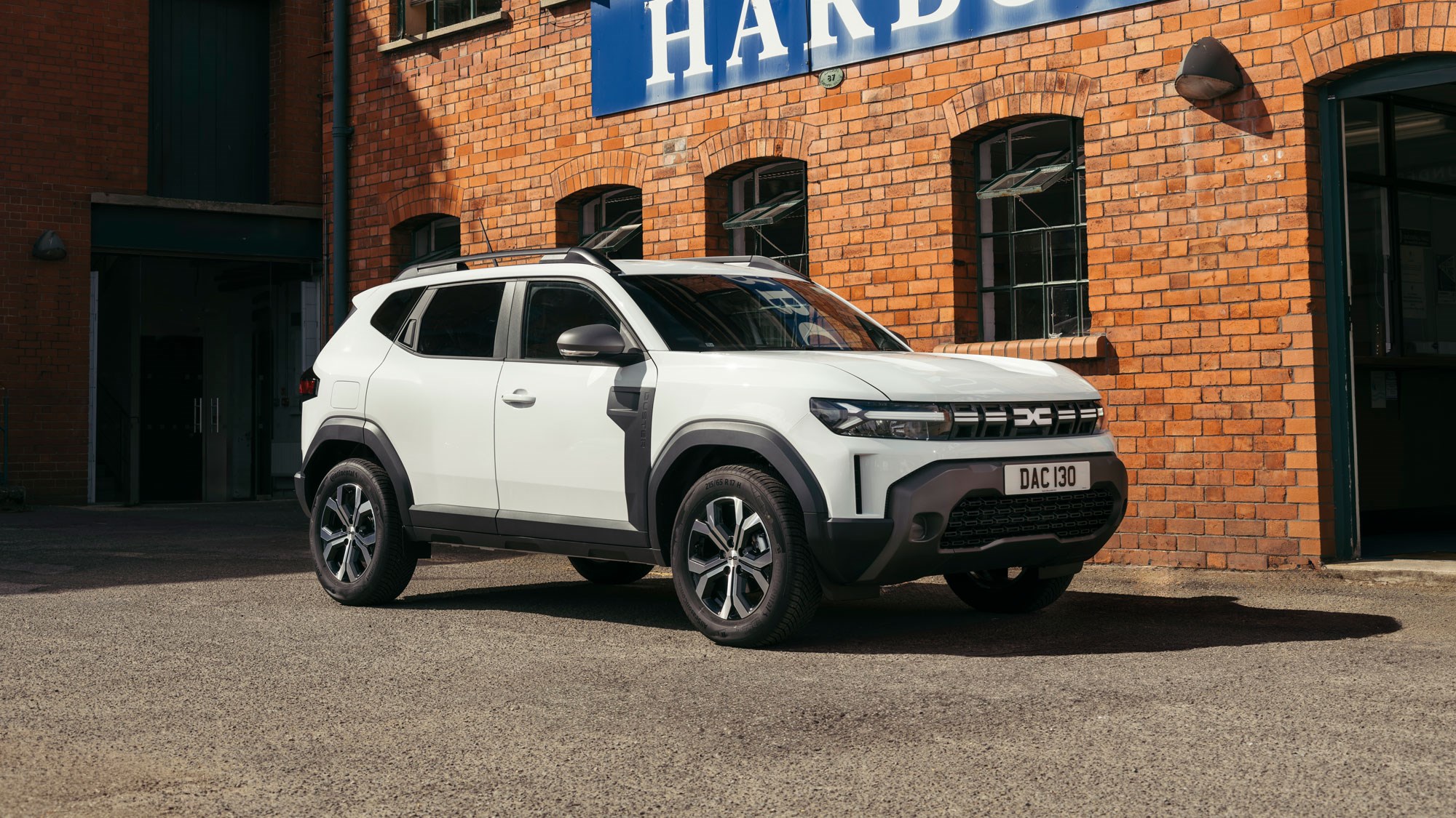 Dacia Duster Cargo грузовой внедорожник по доступной цене