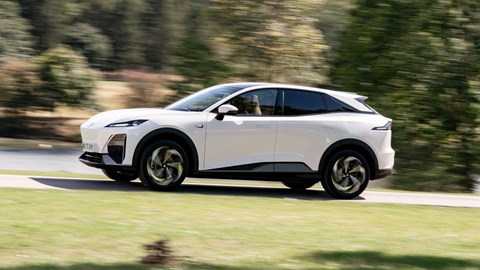 Changan Deepal S07 front driving