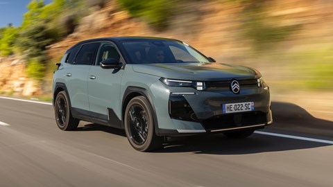 Citroen e-C5 Aircross front driving