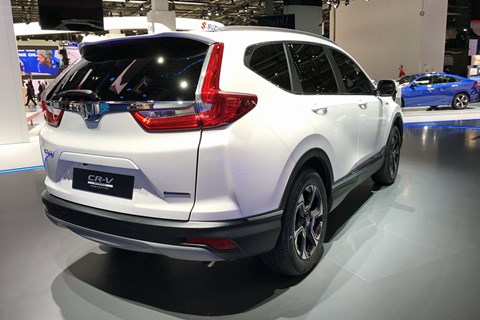 Honda CR-V Hybrid previews 2018 production model