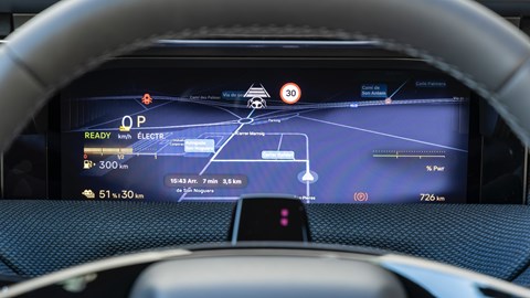 Citroen C5 Aircross driver's display