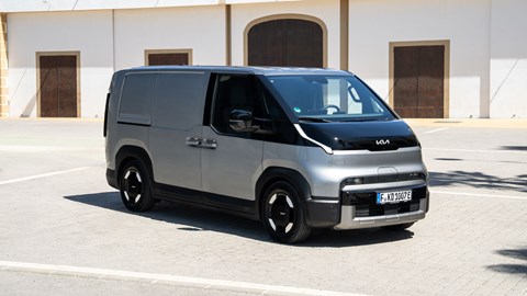 Kia PV5 CAR Magazine drive