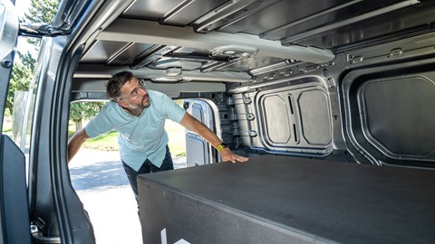 Kia PV5 CAR Magazine drive