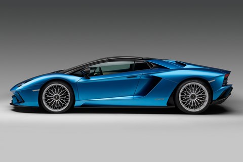 Lamborghini Aventador S Roadster