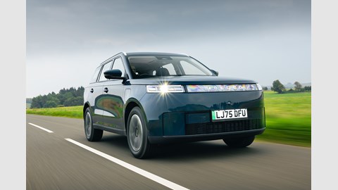 Jaecoo E5 review, external, green, driving