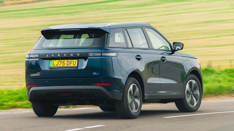 Jaecoo E5 review, external, green, driving