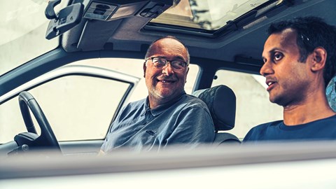 Renault 4 meets icons