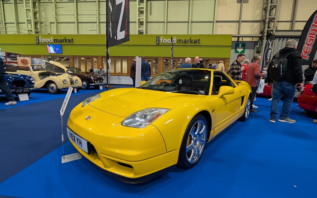 Honda NSX на автосалоне NEC Classic 2025