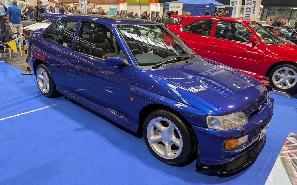 Ford Escort RS Cosworth на автосалоне NEC Classic 2025