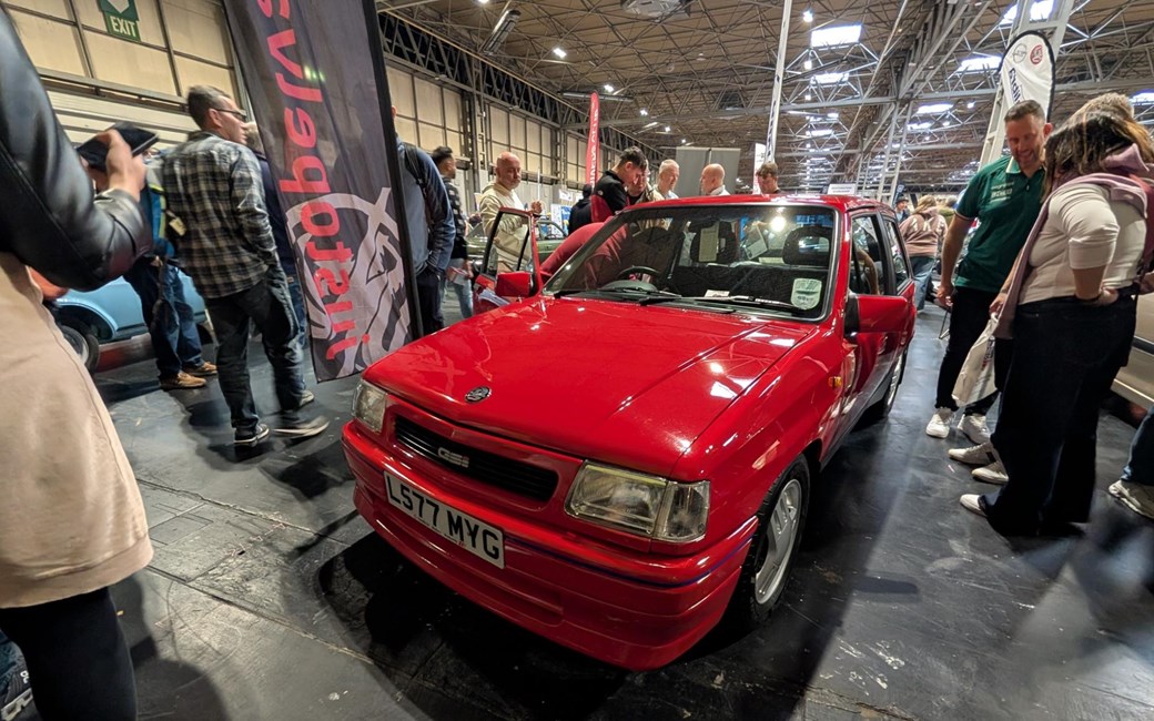 Vauxhall Nova GSi на автосалоне NEC Classic 2025