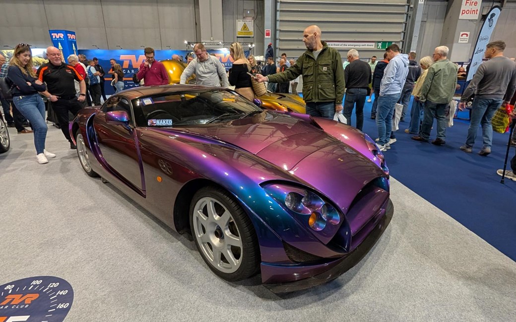 Концепт-кар TVR Cerbera Speed 12 «Проект 7/12» на автосалоне NEC Classic 2025